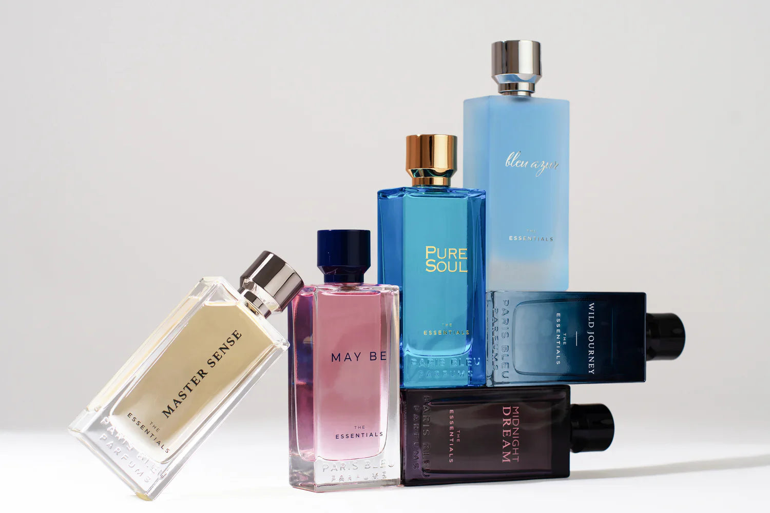 PARIS BLEU